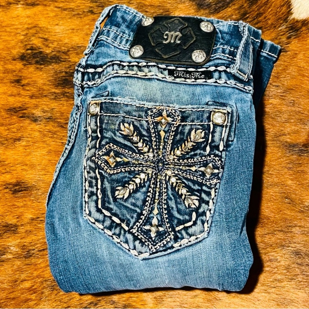 Miss Me Women's Blue Jeans with Embellished Pocket